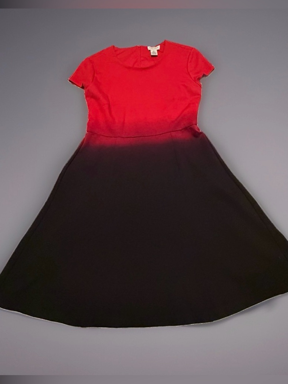 Carmen Marc Valvo Red Black Ombré Fit & Flare Dress Medium